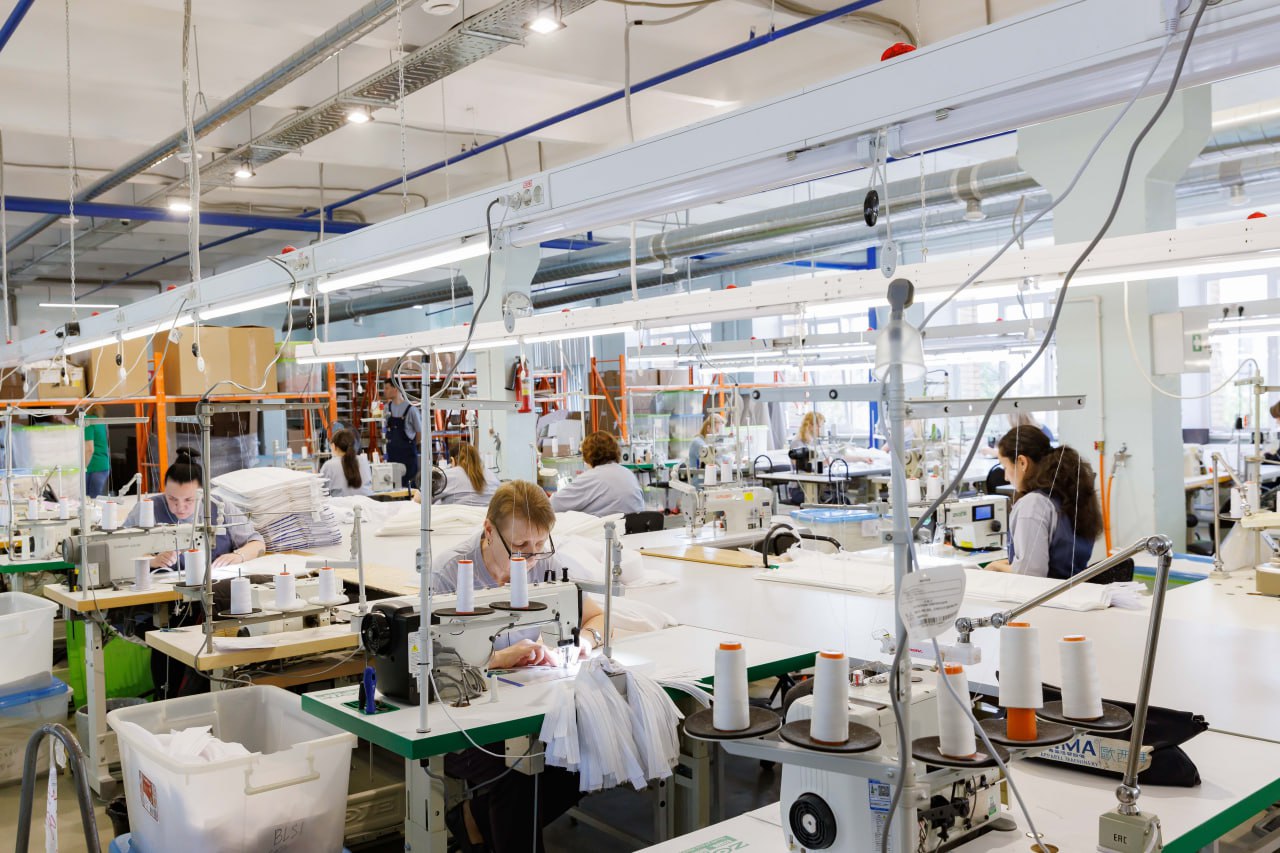 Набор и обучение швей на швейном производстве